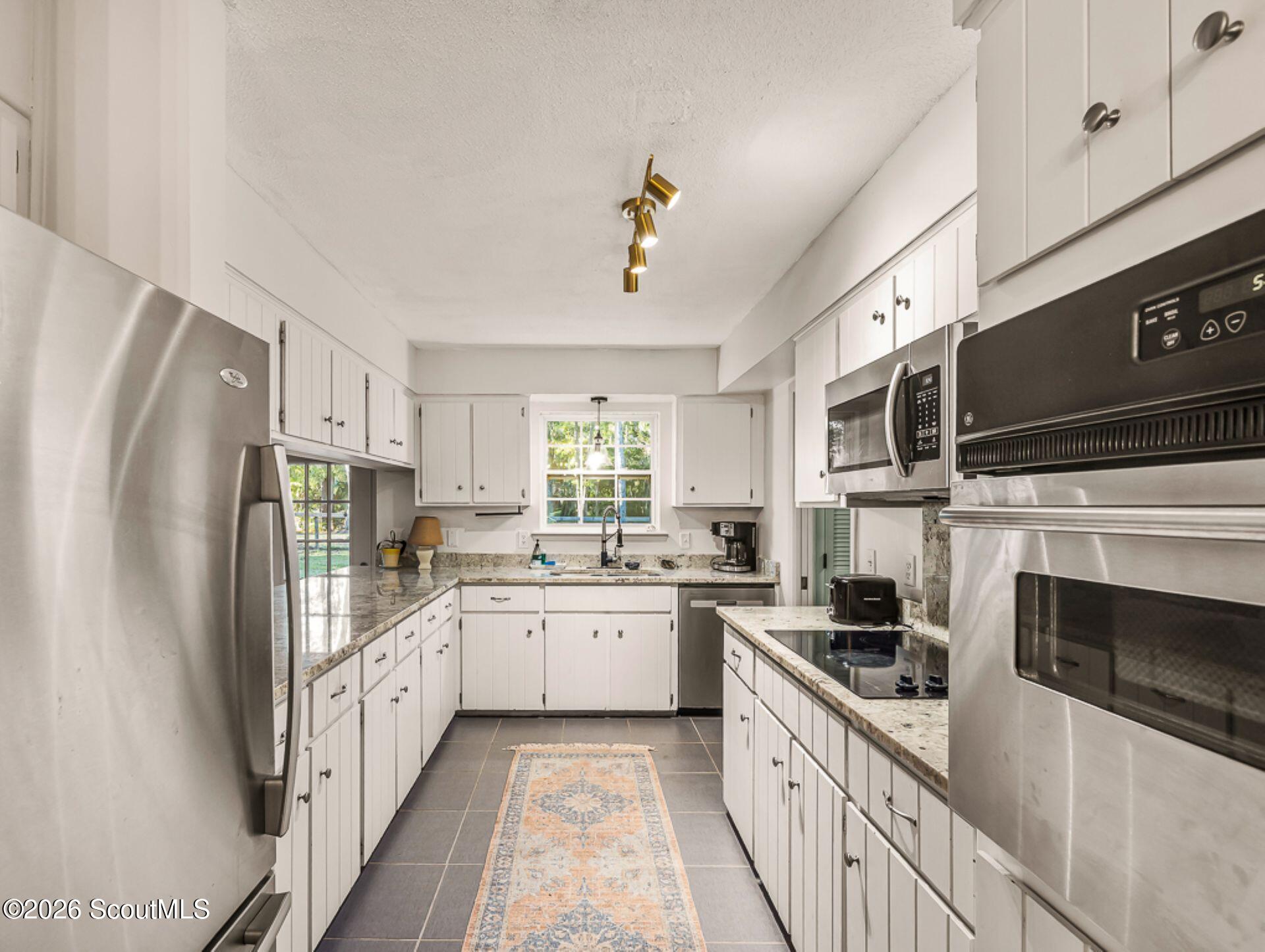 124 Bunting Road Brunswick, GA 31523 - Photo 9 of 35 Resize 9
