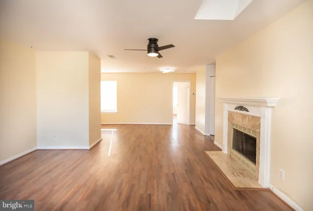 $244,900 | 13408 Shady Knoll Drive, Unit 308, Silver Spring, MD 20904