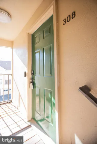 $244,900 | 13408 Shady Knoll Drive, Unit 308, Silver Spring, MD 20904
