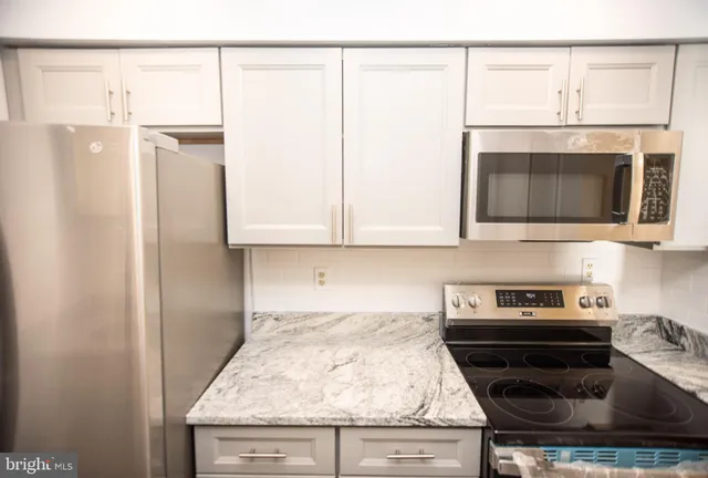 $244,900 | 13408 Shady Knoll Drive, Unit 308, Silver Spring, MD 20904