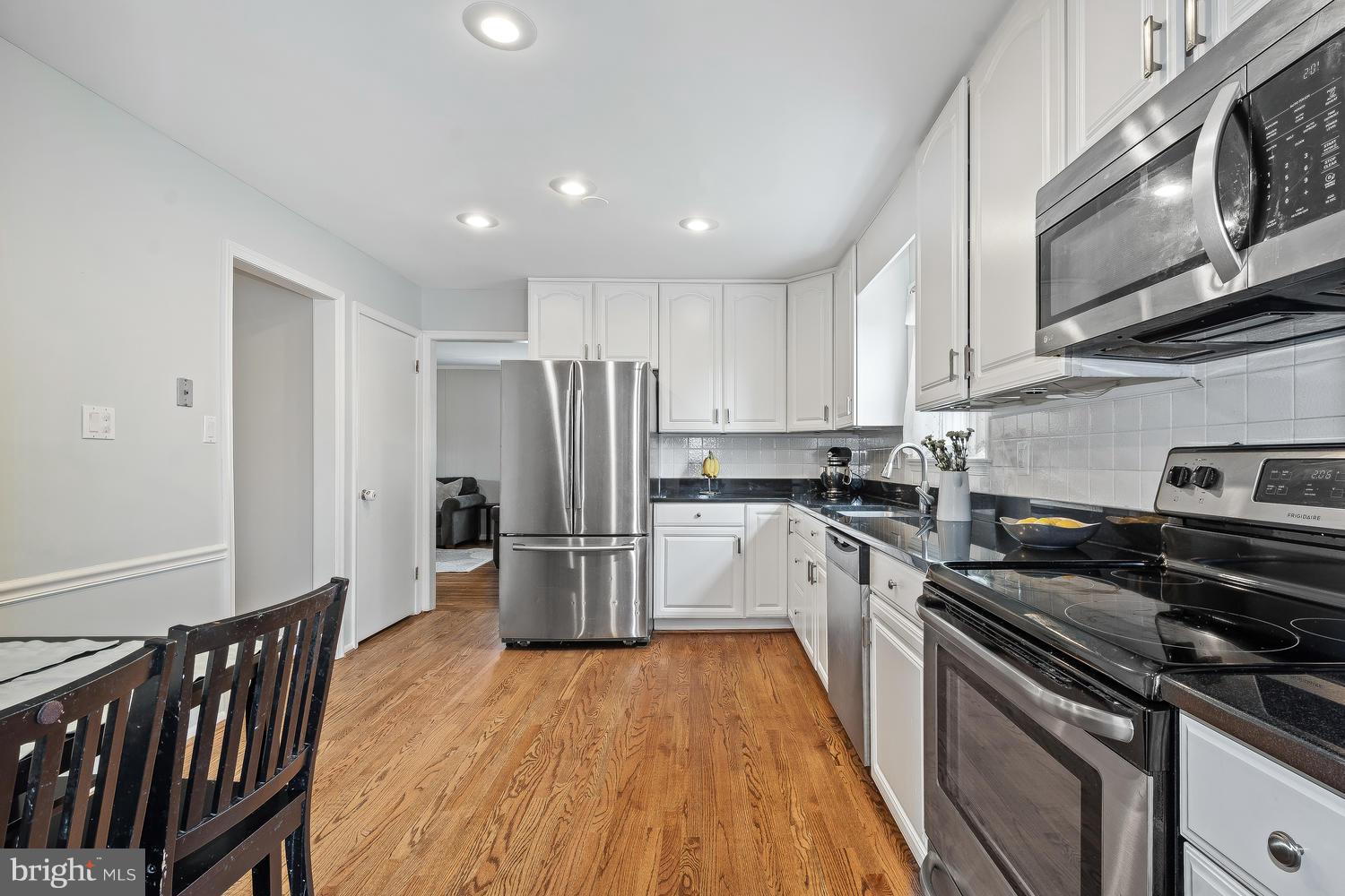 19513 Olney Mill Road Olney, MD 20832 - Photo 6 of 20 Kitchen