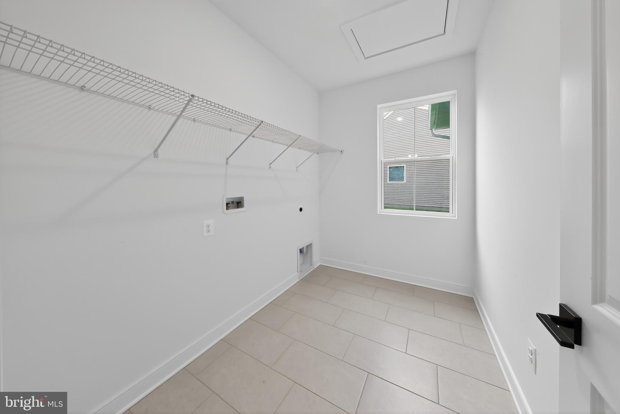 36444 Maple Ridge Lane Georgetown, DE 19947 - Photo 18 of 29 an empty room with windows