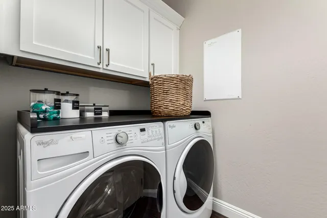 a close view of sink