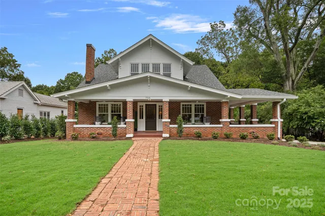 $2,690,000 | 709 North Main Street, Davidson, NC 28036