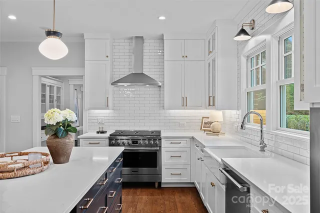 $2,690,000 | 709 North Main Street, Davidson, NC 28036