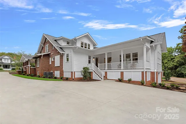 $2,690,000 | 709 North Main Street, Davidson, NC 28036