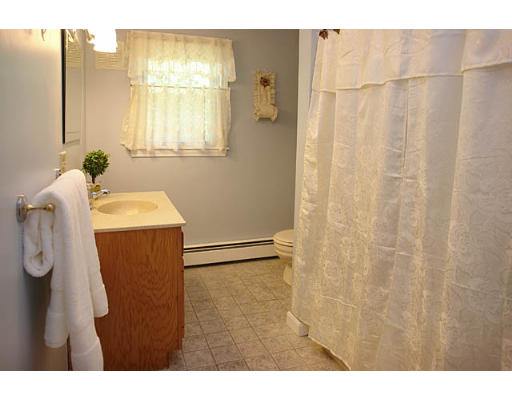 94 Tucker Road Hanover, MA 02339 - Photo 13 of 23 Gallery Image 13