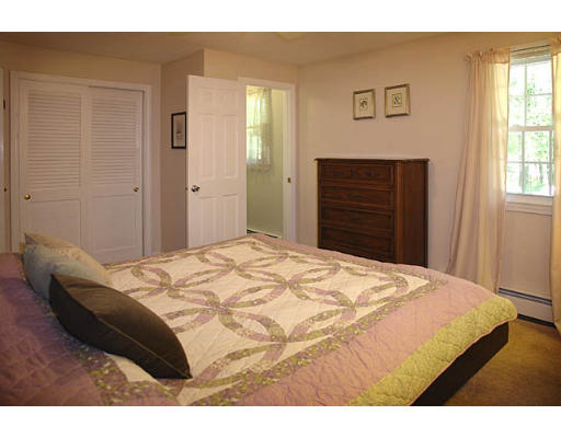 94 Tucker Road Hanover, MA 02339 - Photo 9 of 23 Gallery Image 9