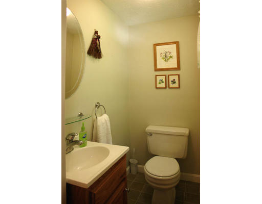 94 Tucker Road Hanover, MA 02339 - Photo 10 of 23 Gallery Image 10