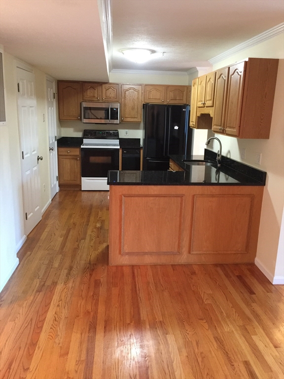 7 Conant Road, Unit 11 Winchester, MA 01890 - Photo 1 of 36