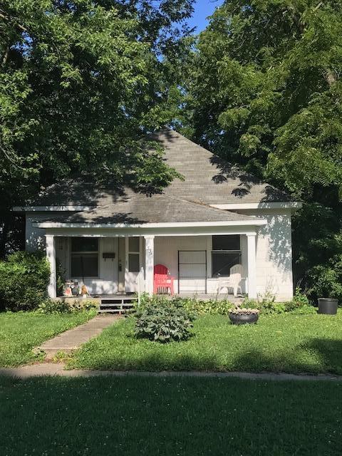 1331 North Prospect Avenue Springfield, MO 65802 - Photo 1 of 1 Burned out house