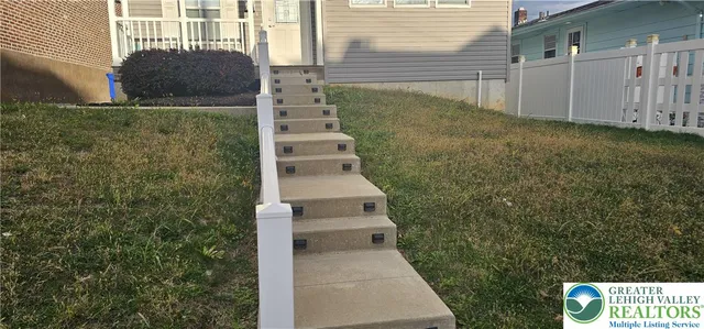 a view of a pathway of house