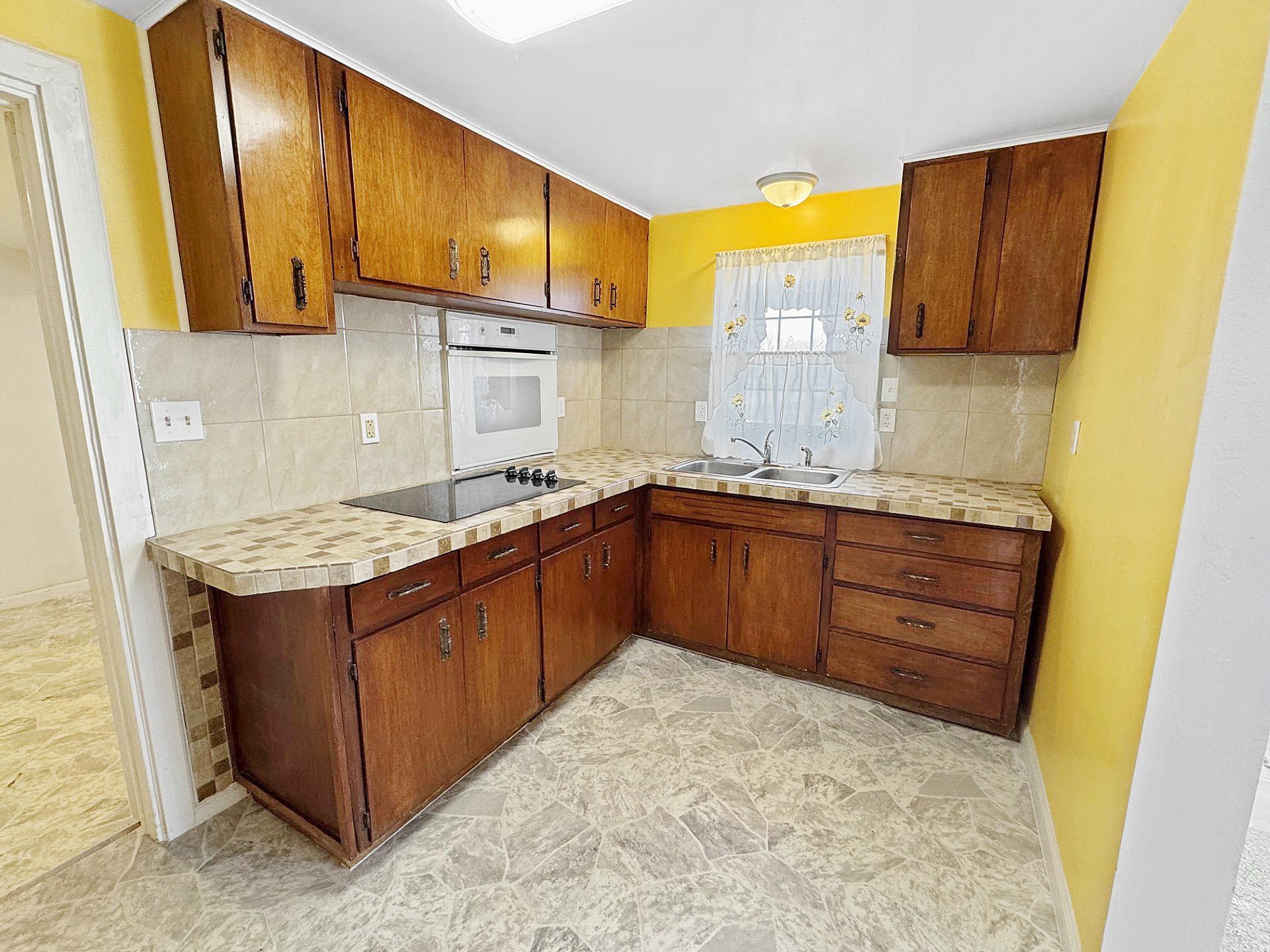 854 Ash Avenue Westbrook, MN 56183 - Photo 4 of 20