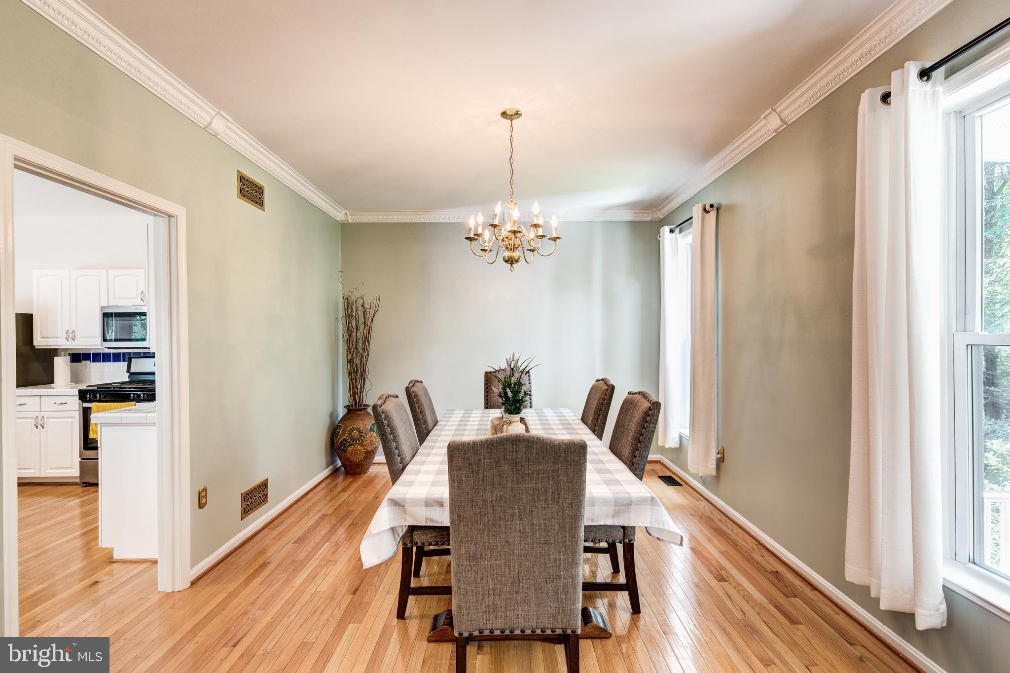 2045 Hughes Shop Road Westminster, MD 21158 - Photo 9 of 59 Large dining room