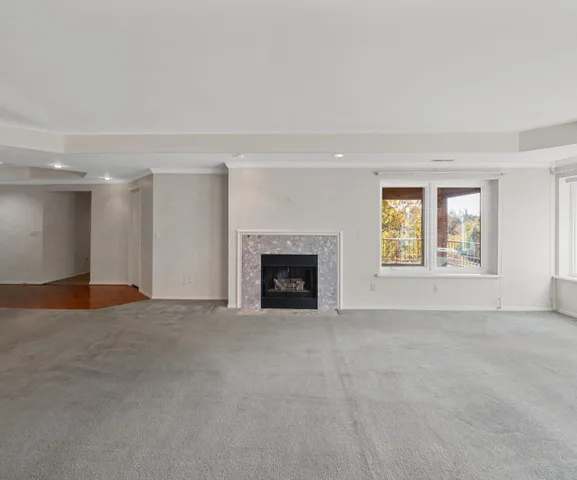 $625,000 | 3000 Glazier Way, Unit 210, Ann Arbor, MI 48105