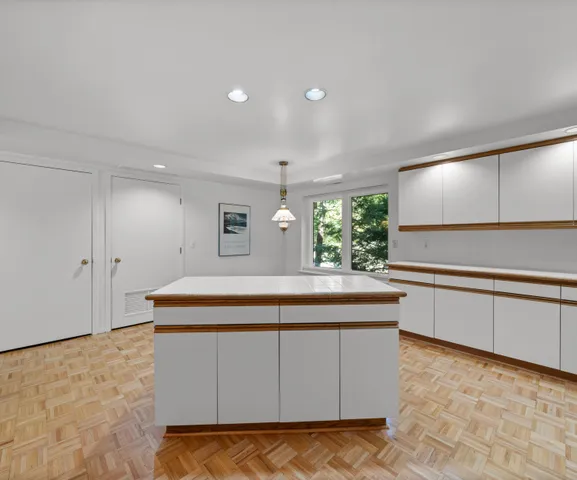 $625,000 | 3000 Glazier Way, Unit 210, Ann Arbor, MI 48105