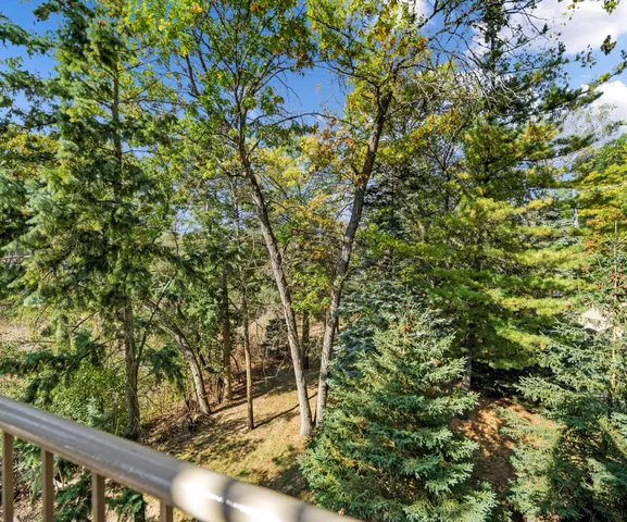 $625,000 | 3000 Glazier Way, Unit 210, Ann Arbor, MI 48105