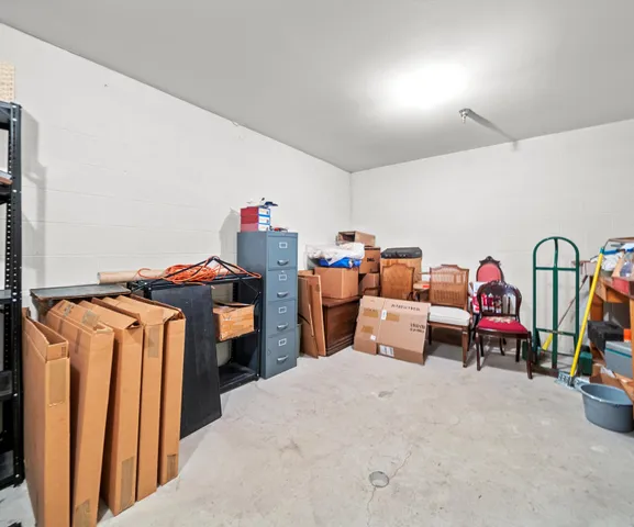 $625,000 | 3000 Glazier Way, Unit 210, Ann Arbor, MI 48105