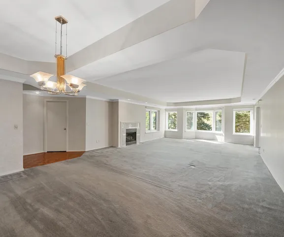 $625,000 | 3000 Glazier Way, Unit 210, Ann Arbor, MI 48105