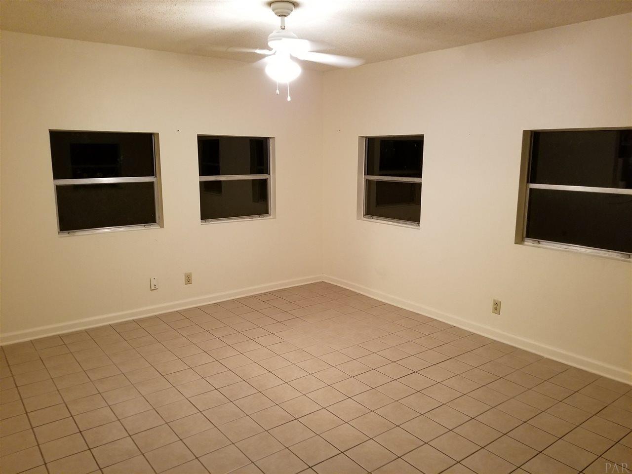 9520 North Loop Road Pensacola, FL 32507 - Photo 21 of 24 Gallery Image 21