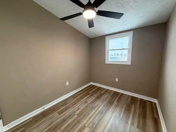 $229,900 | 6993 East County Road 1000 North, Roachdale, IN 46172