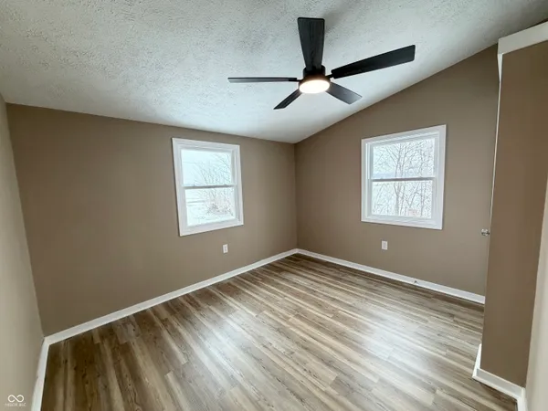 $229,900 | 6993 East County Road 1000 North, Roachdale, IN 46172