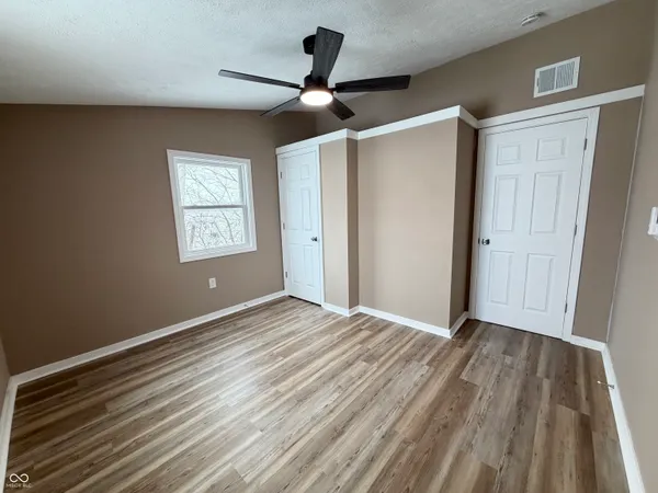 $229,900 | 6993 East County Road 1000 North, Roachdale, IN 46172