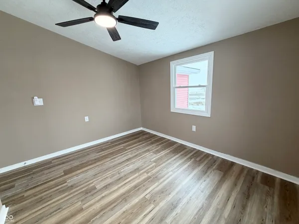 $229,900 | 6993 East County Road 1000 North, Roachdale, IN 46172