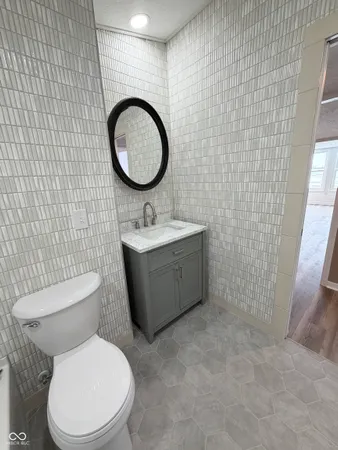 $229,900 | 6993 East County Road 1000 North, Roachdale, IN 46172