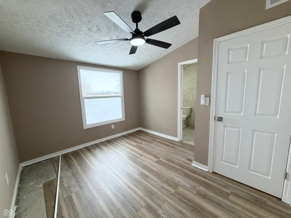 $229,900 | 6993 East County Road 1000 North, Roachdale, IN 46172