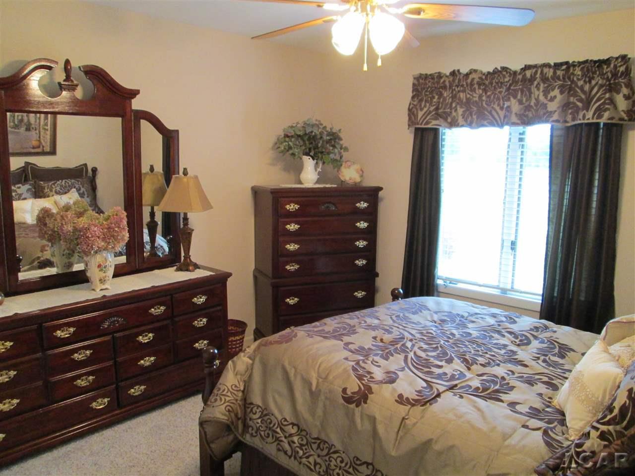 5989 Hunt Road Adrian, MI 49221 - Photo 12 of 22 50043767-11.JPG