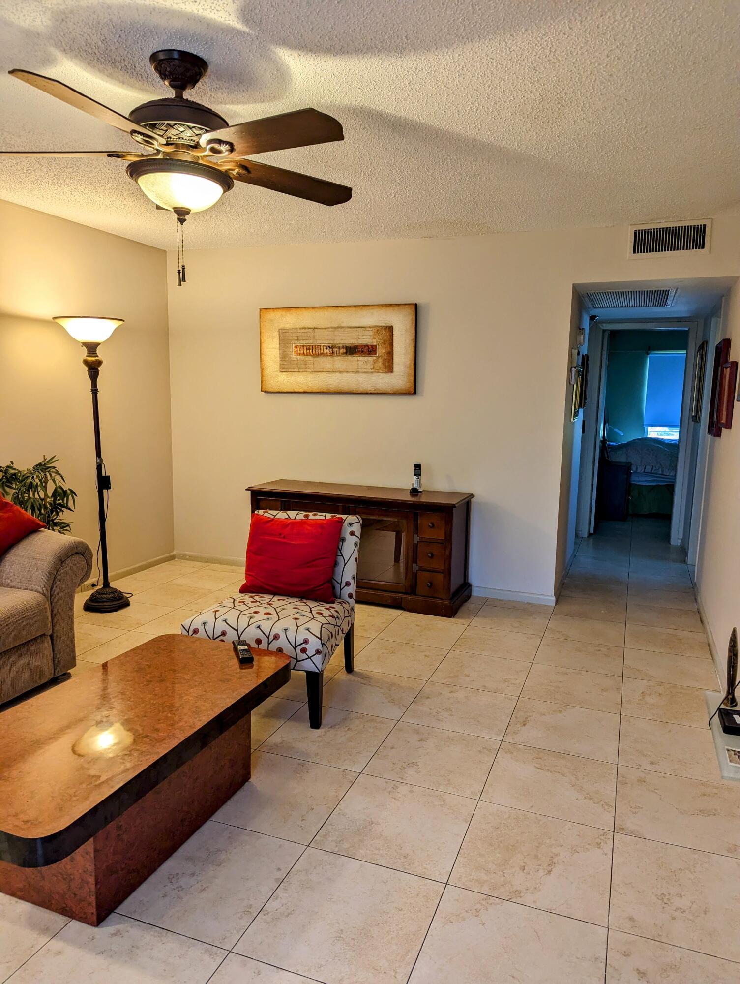 243 Suffolk F, Unit 243 Boca Raton, FL 33434 - Photo 17 of 26 PXL_20230403_182438220_2 (1)