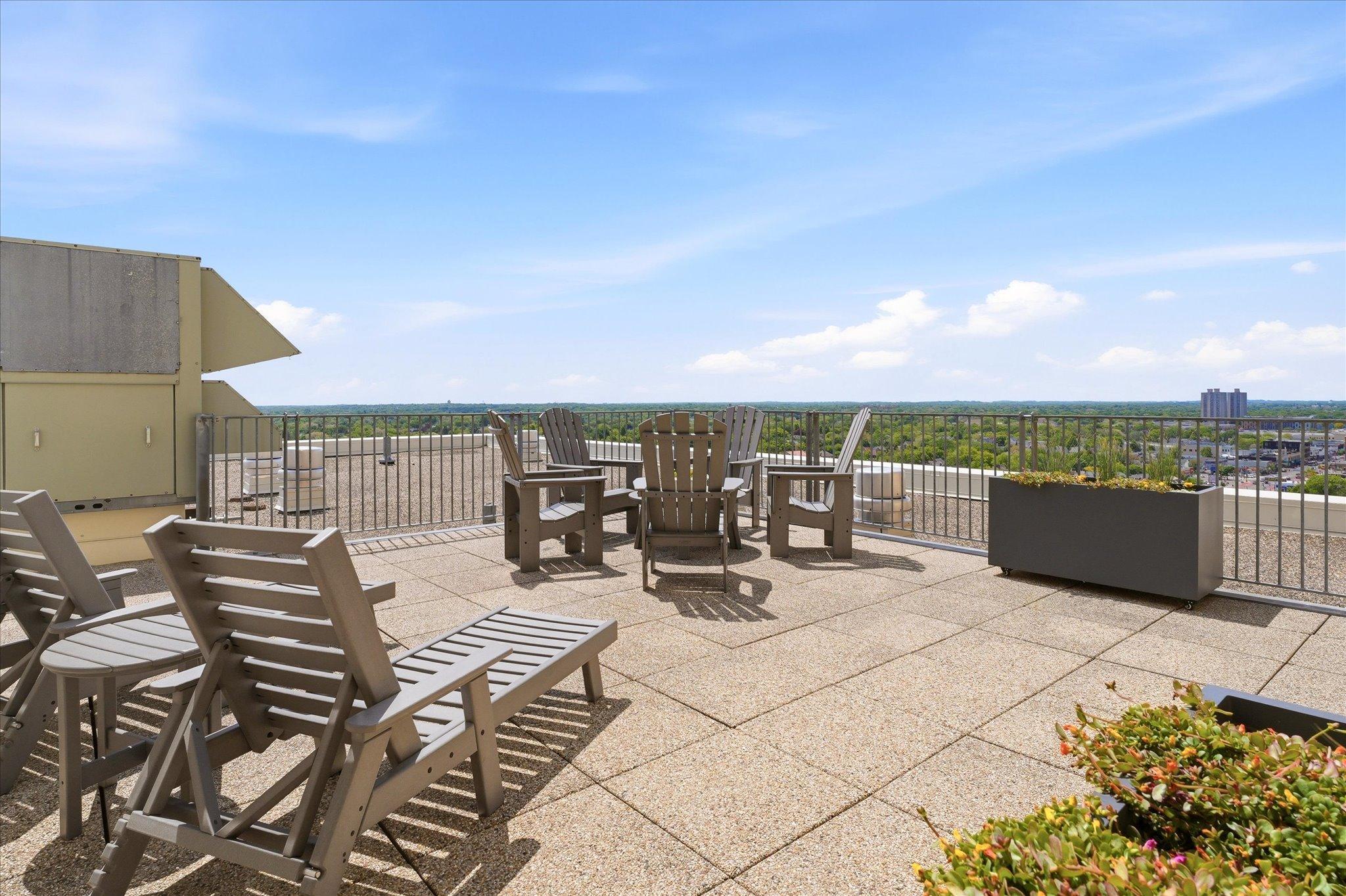2929 Chicago Avenue, Unit 1002 Minneapolis, MN 55407 - Photo 34 of 59