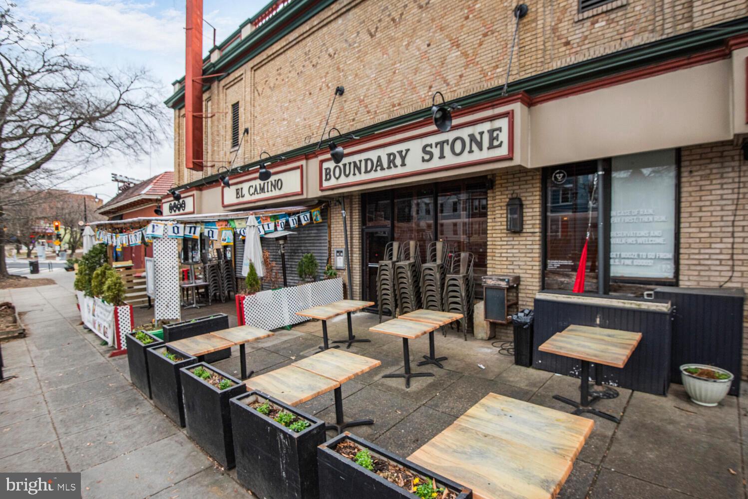 110 Seaton Place Northwest Washington, DC 20001 - Photo 36 of 47 a view of street with sitting area