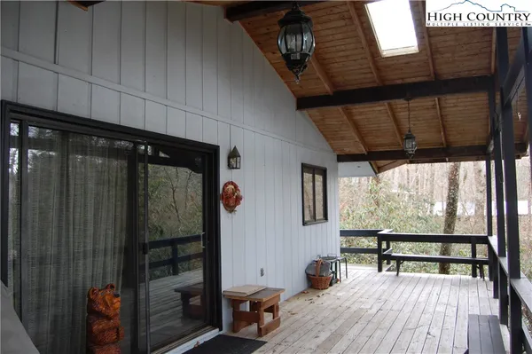 $375,000 | 202 Knoll Circle, Newland, NC 28657