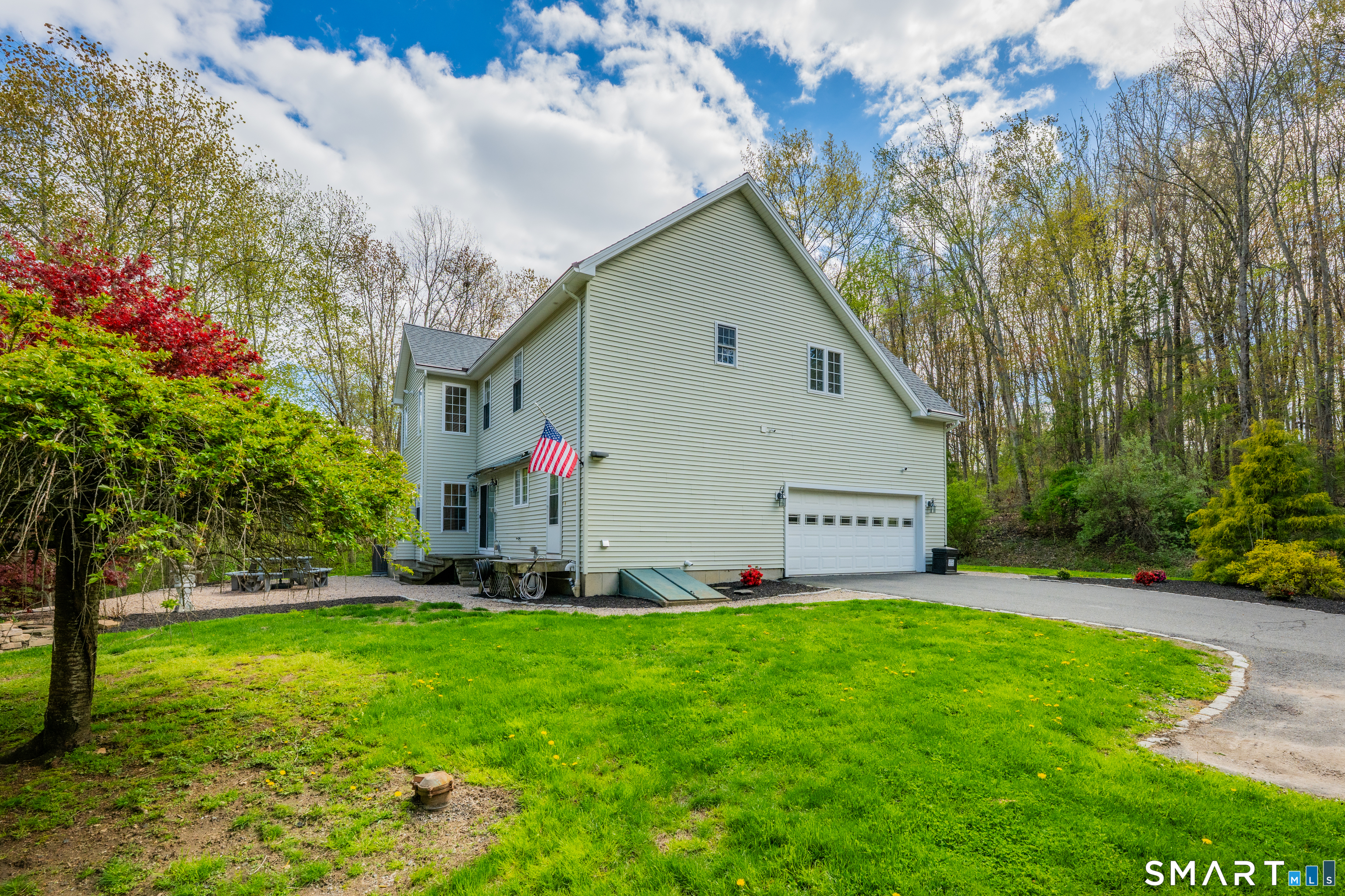 52 Old Farm Road Plymouth, CT 06786 - Photo 2 of 39