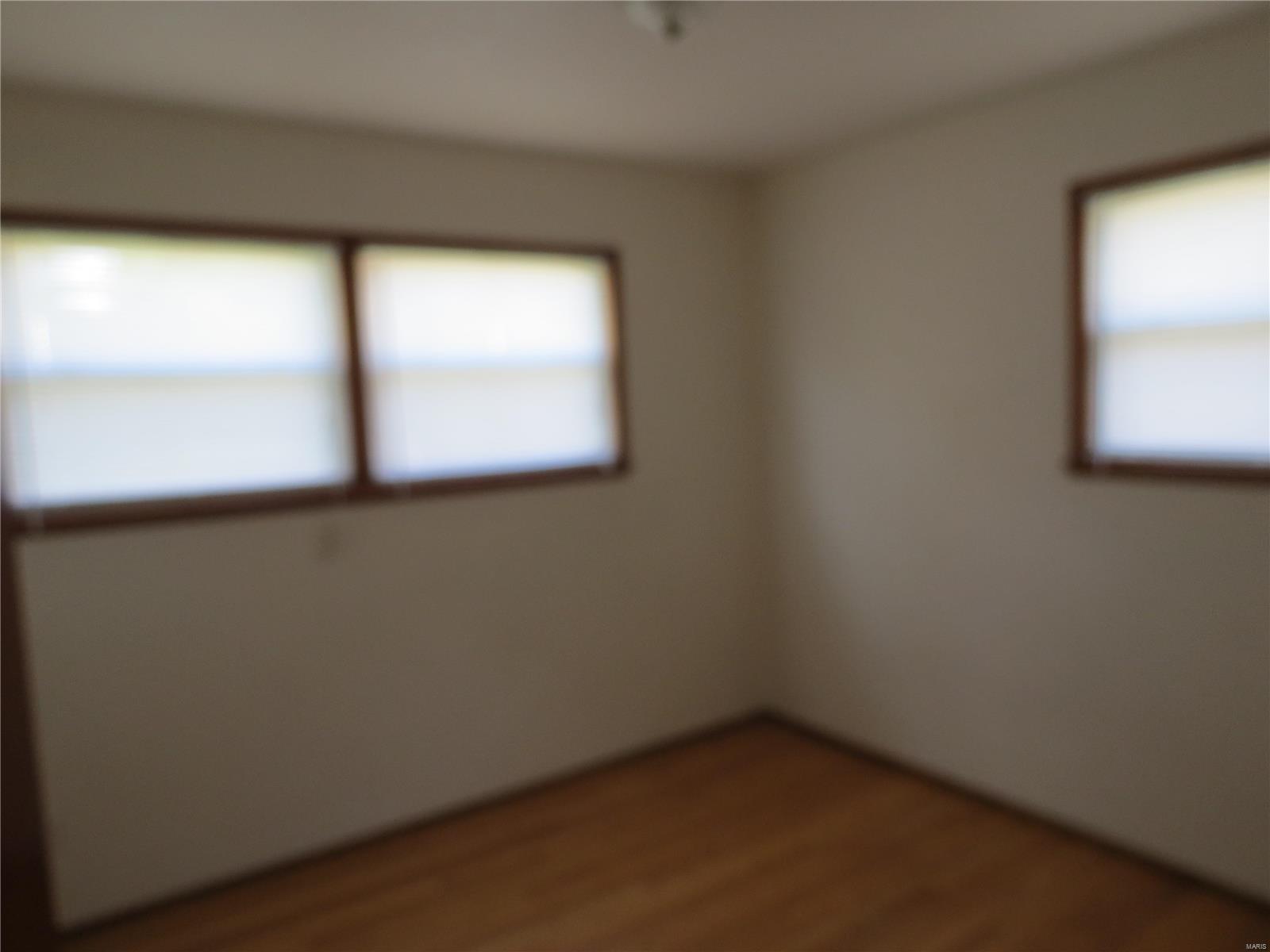 7318 Morgan Ford Road St. Louis, MO 63116 - Photo 3 of 20 Gallery Image 3