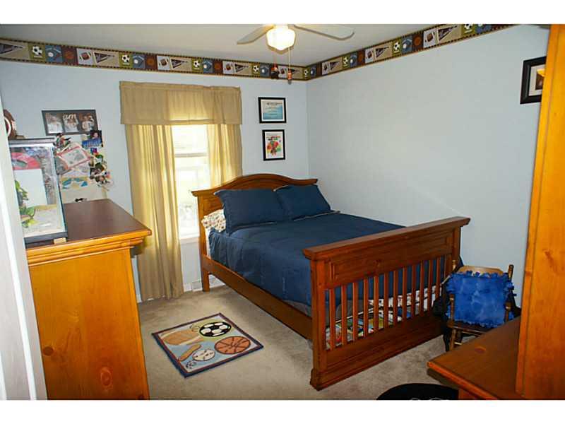 335 Pine Creek Road Wexford, PA 15090 - Photo 14 of 20 Bedroom.