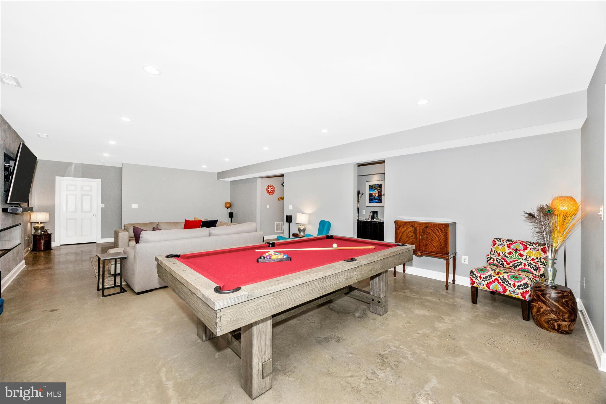 14746 New Windsor Road New Windsor, MD 21776 - Photo 44 of 67 a room with furniture and pool table