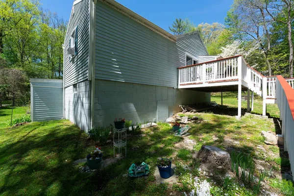 $1,500 | 21 Van Dam Road, Hyde Park, NY 12538