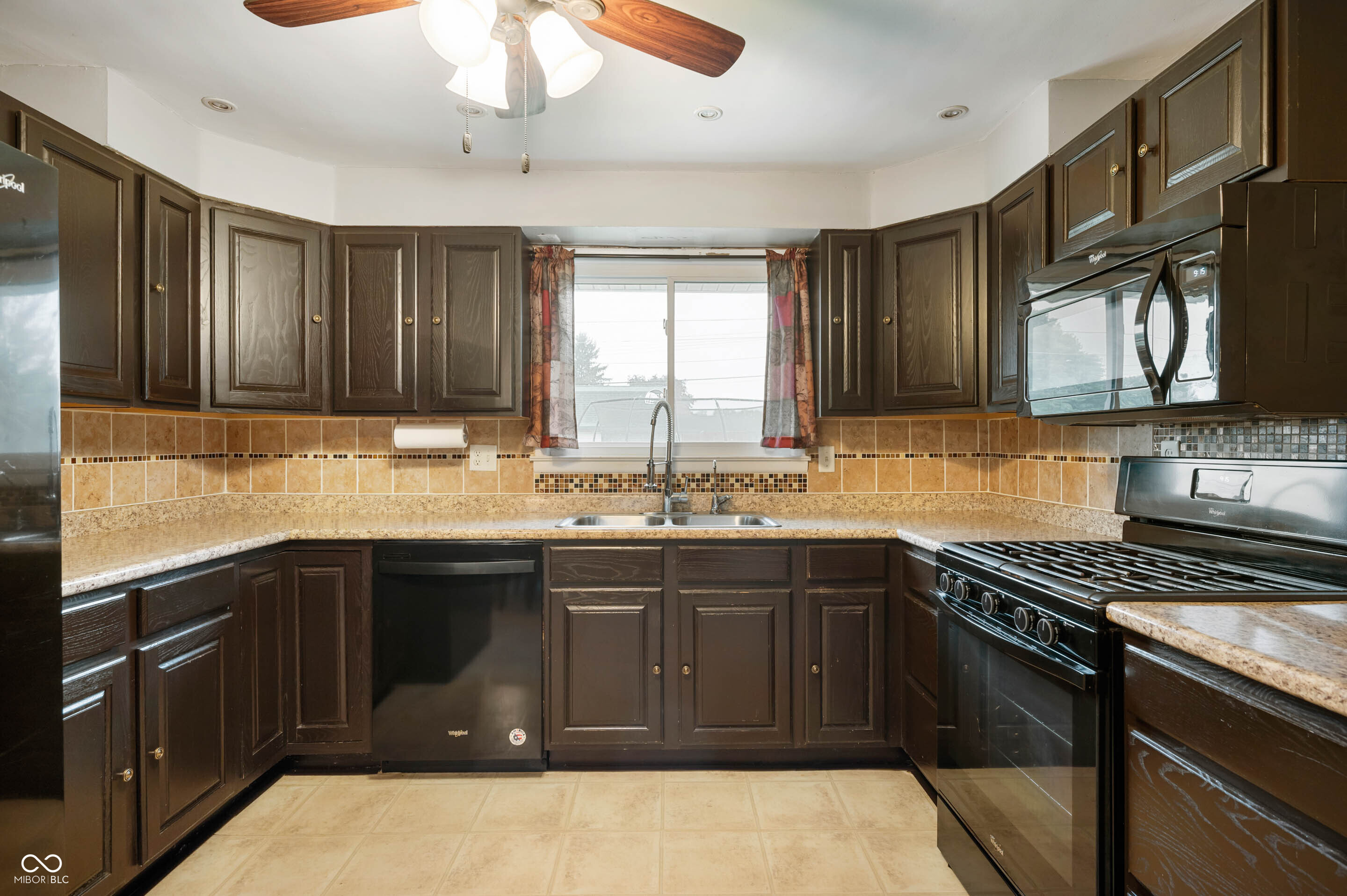 430 West Western Road New Castle, IN 47362 - Photo 4 of 19 Gallery Image 4