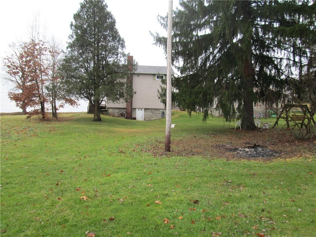 363 Moravia Road New Castle, PA 16102 - Photo 7 of 18