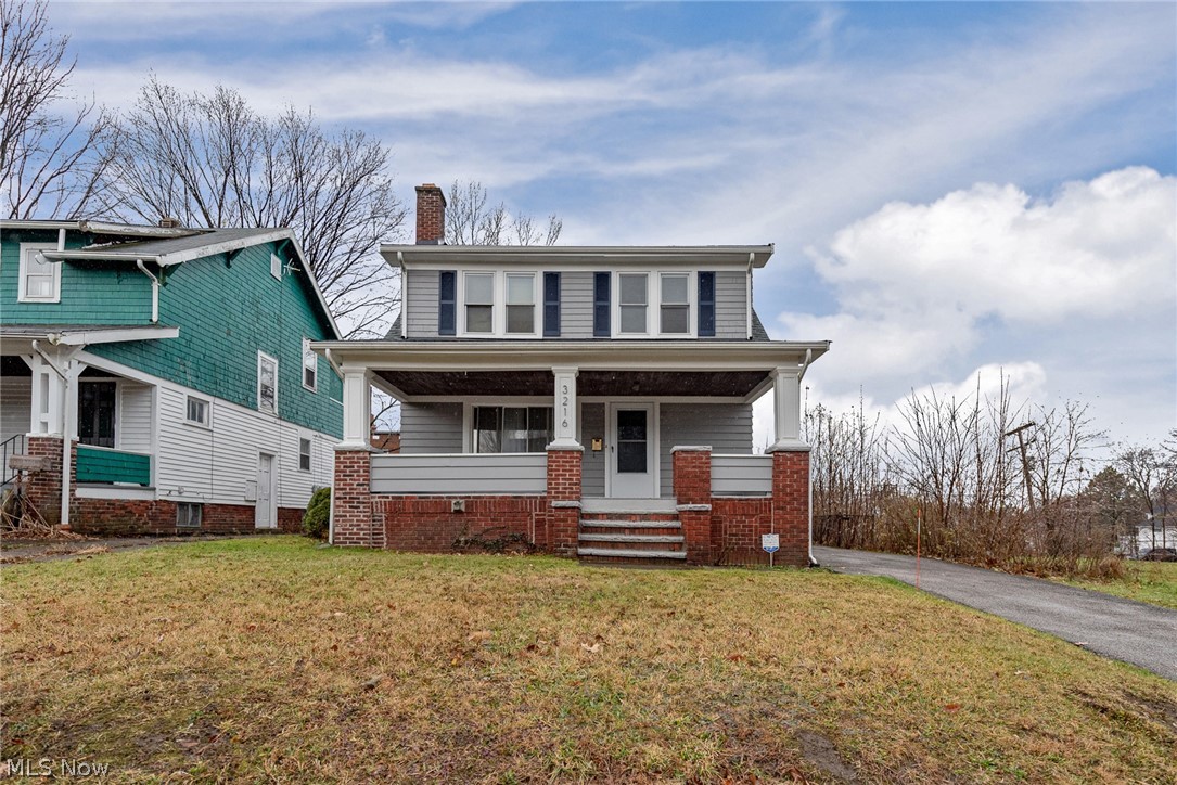 3216 Tullamore Road Cleveland, OH 44118 - Photo 1 of 20