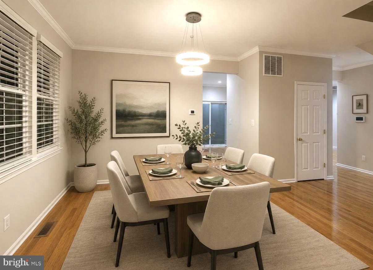 13952 Bishops Bequest Road Upper Marlboro, MD 20772 - Photo 2 of 28 a dining room with furniture and window