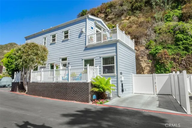 $424,000 | 30802 South Coast Highway, Unit K14, Laguna Beach, CA 92651