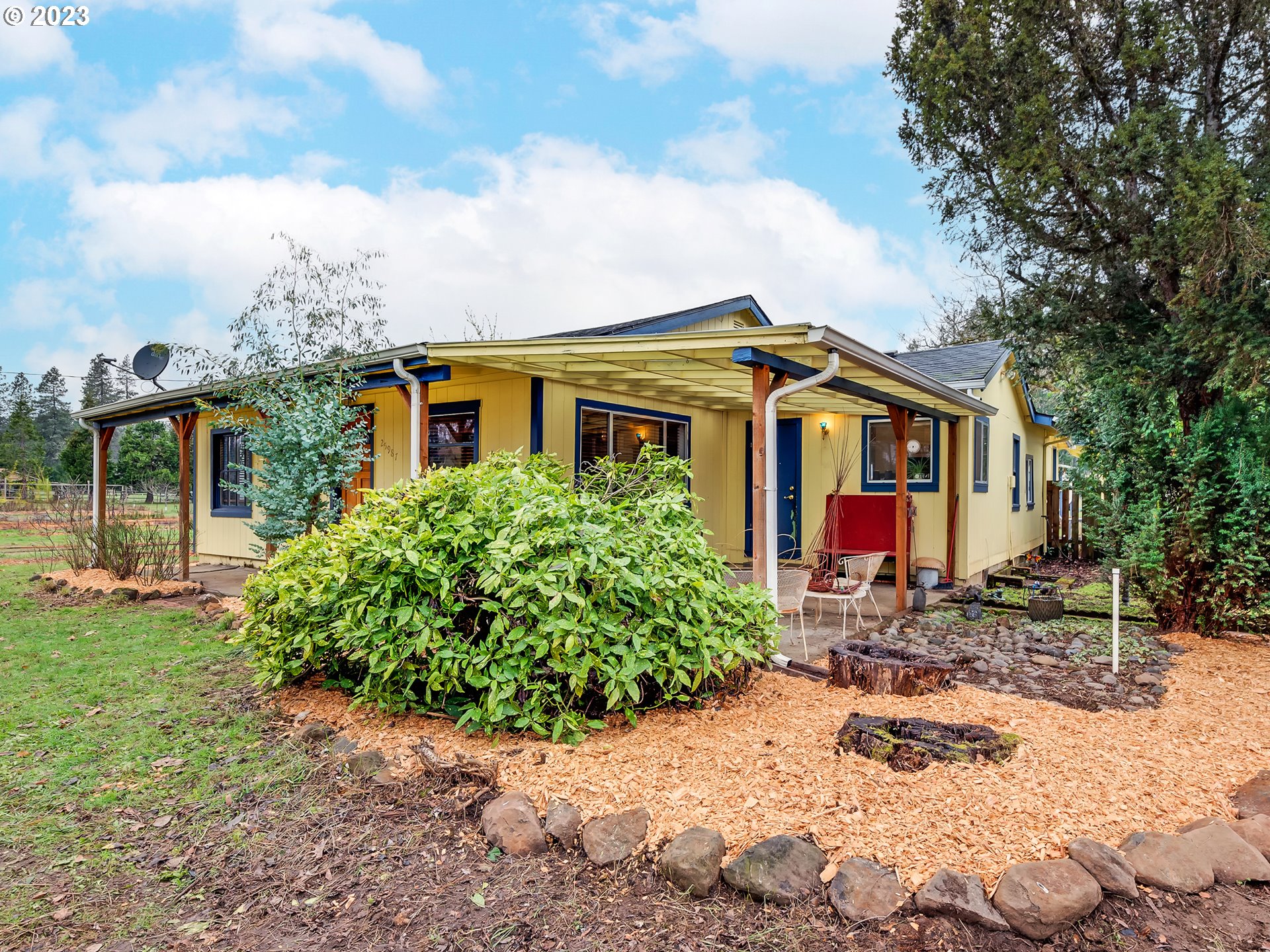 25987 Jeans Road Veneta, OR 97487 - Photo 1 of 32 Gallery Image 1