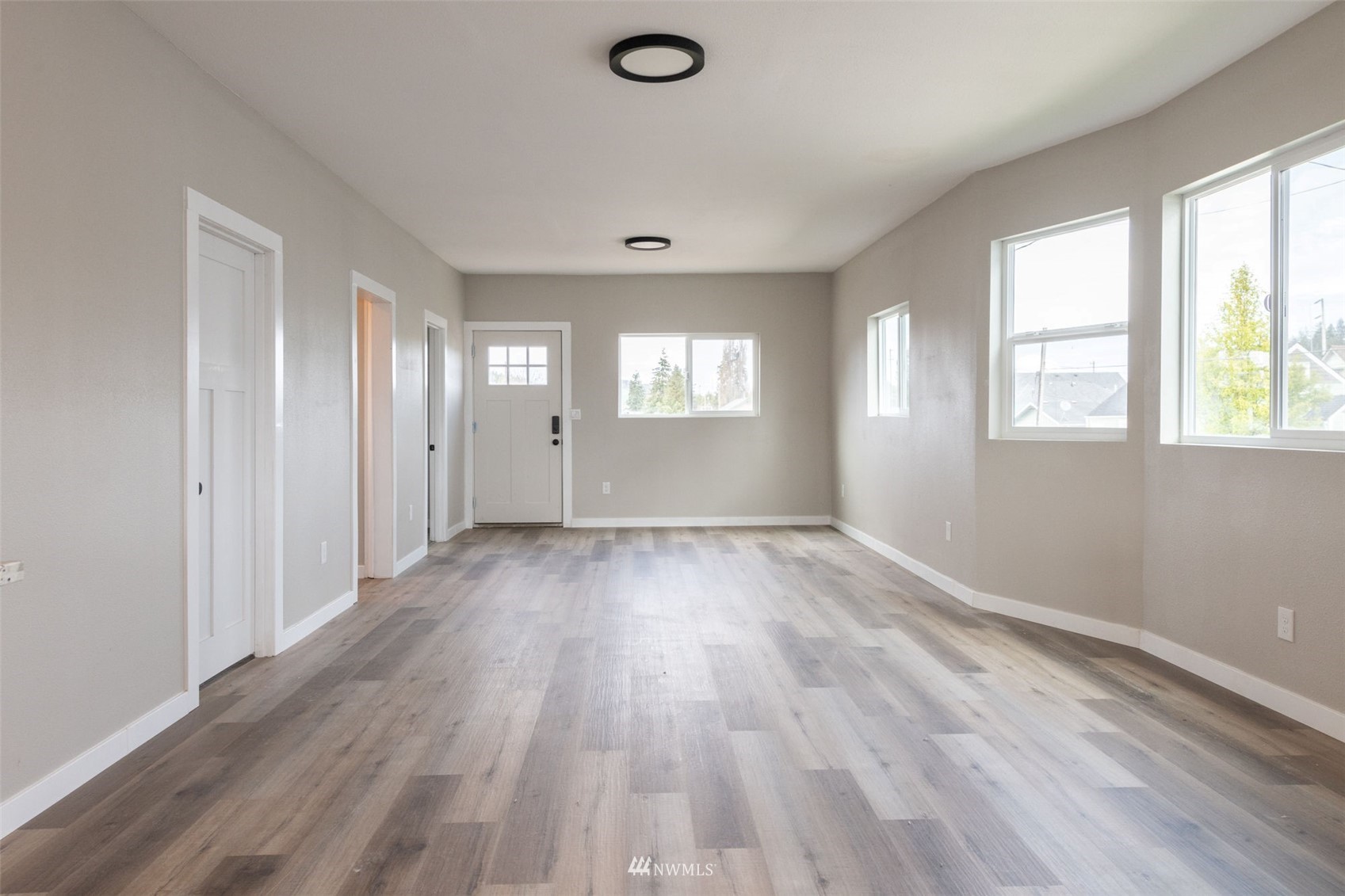 916 Ramer Avenue Hoquiam, WA 98550 - Photo 8 of 28 Gallery Image 8