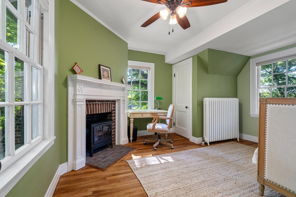 601 Walnut Street Newton, MA 02460 - Photo 12 of 21