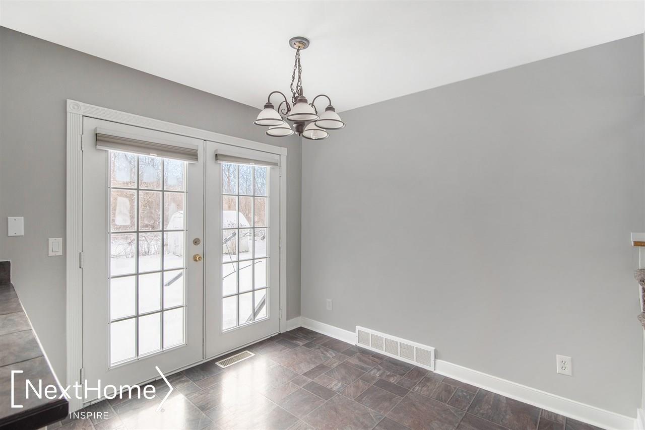 7249 Calkins Road Flint, MI 48532 - Photo 6 of 24 50034012-5.JPG