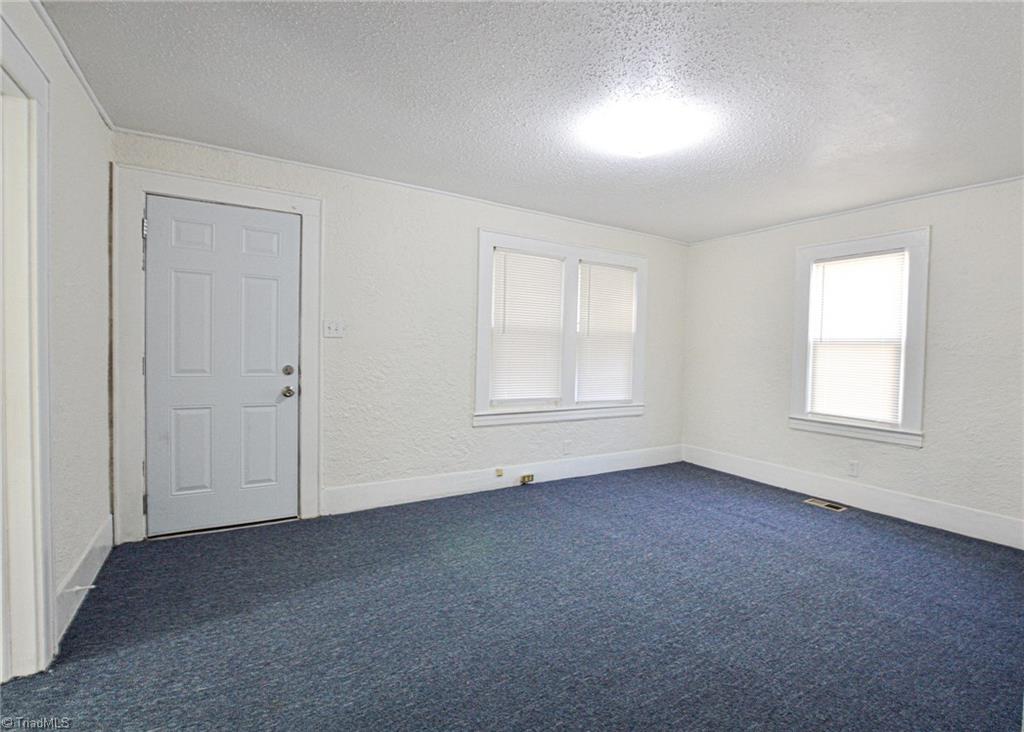 212 Hodgin Street High Point, NC 27262 - Photo 10 of 22 Gallery Image 10